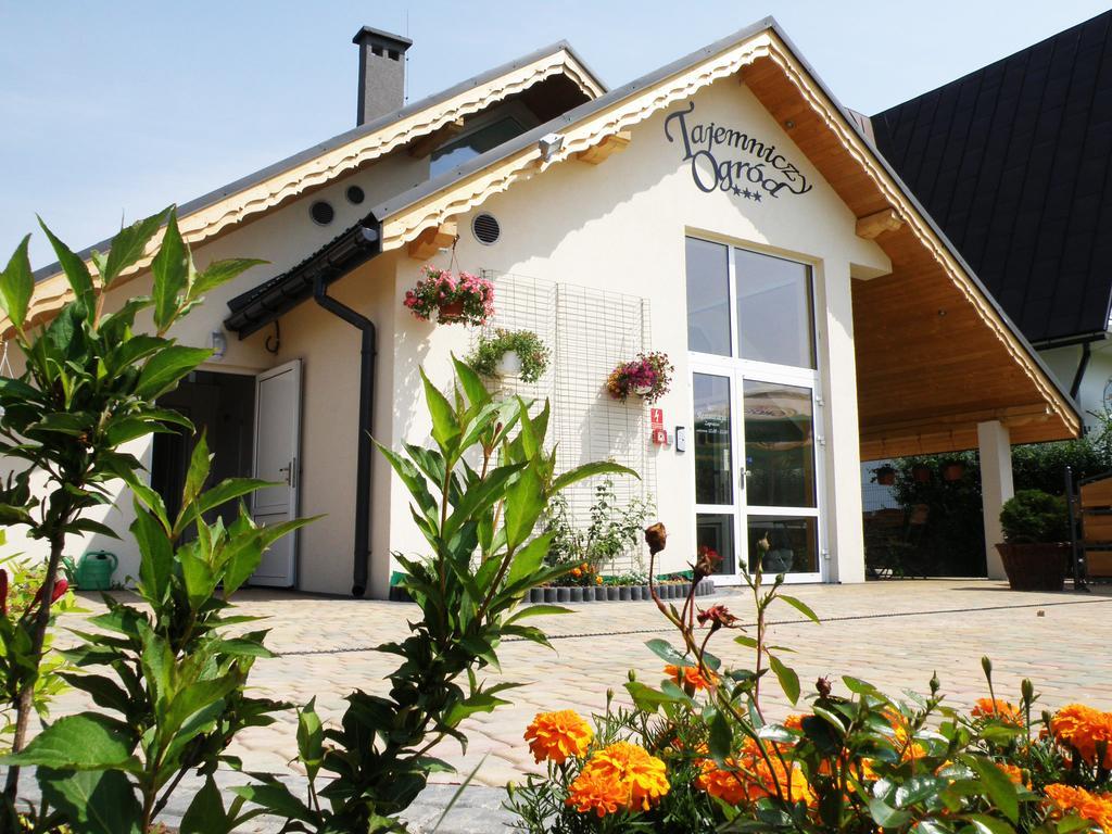 Pensjonat Tajemniczy Ogród Frydman Exterior foto