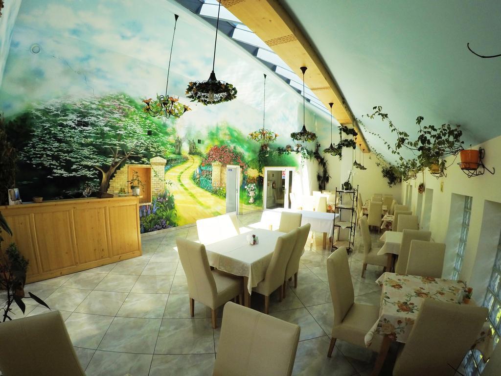 Pensjonat Tajemniczy Ogród Frydman Exterior foto